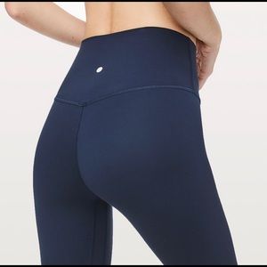 Luluelmon align pant size 8